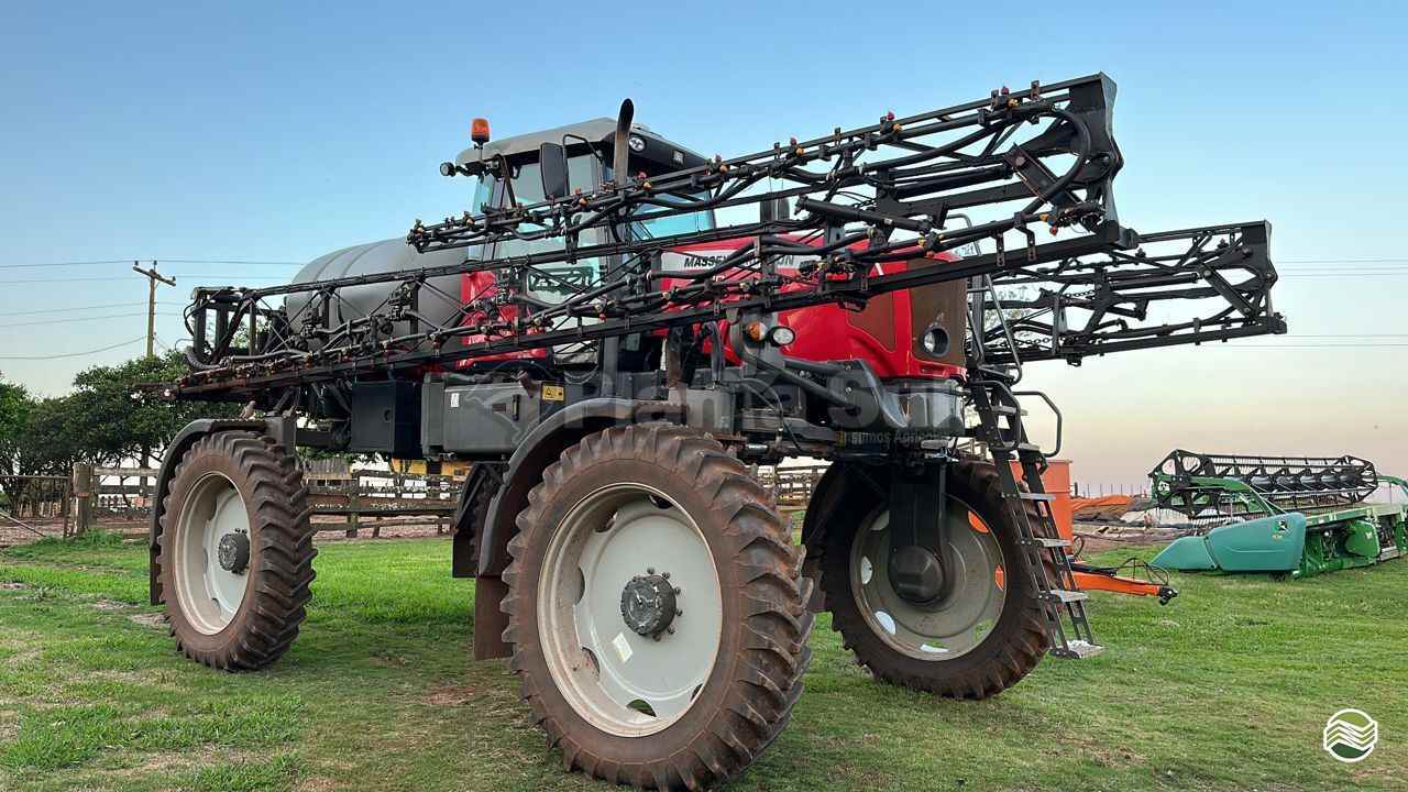 PULVERIZADOR MASSEY FERGUSON MF 9030 Tração 4x4 Planta Sul SEBERI RIO GRANDE DO SUL RS